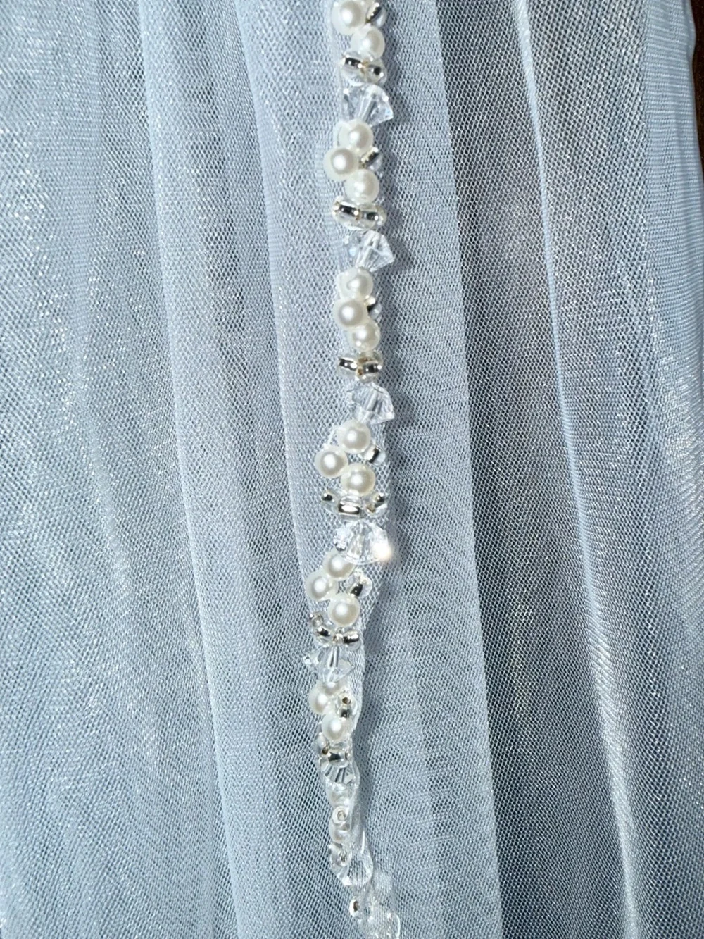 Bridal Pearl Beaded Veil - Knee length 45